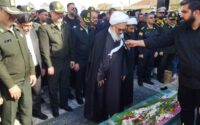 مراسم راهپیمایی یوم الله 13 آبان ، و تشییع و اقامه نماز بر پیکر مطهر شهید شمسی به امامت آیت الله معلمی در شهرستان قائم شهر برگزار شد + تصاویر