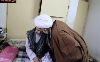 عیادت حضرت آیت الله معلمی از حضرت آیت الله فاضل در حوزه علمیه فیضیه در شهر بابل