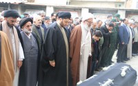 با حضور ابوالشهیدین آیت الله معلمی برگزار شد ؛ مراسم اقامه نماز بر پیکر پدر بزرگوار شهید غلامرضا یزدانی